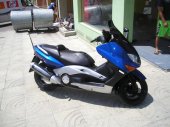 2001 Yamaha T-Max 500 photo